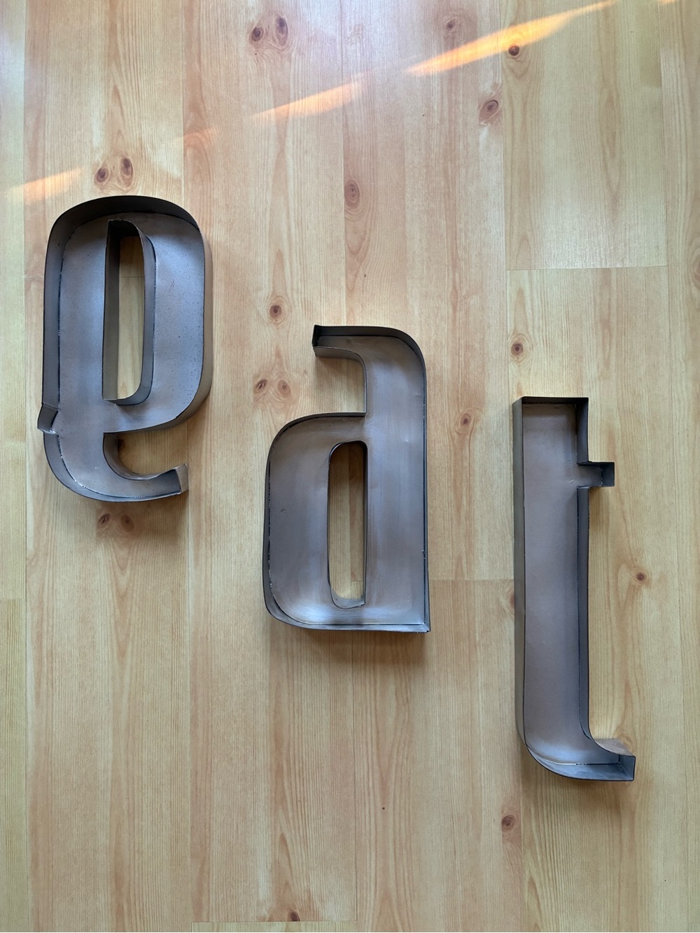 Industrial Farmhouse Metal Letter Wall Art Gray “eat”' Sign Set